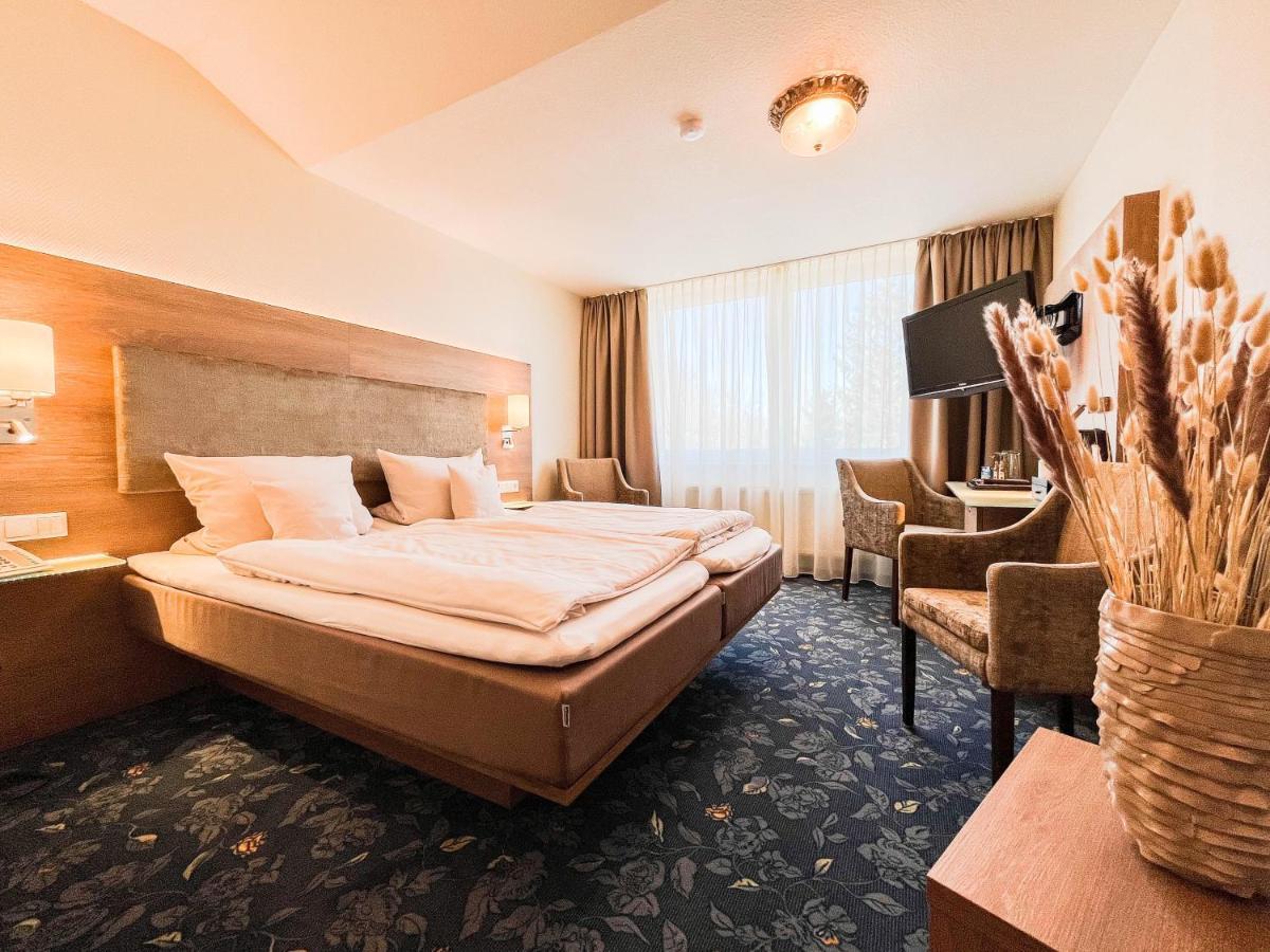 Hotel-Restaurant Vier Linden 슈타데 외부 사진