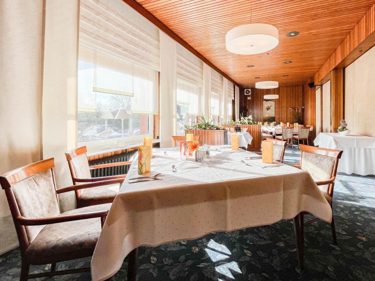 Hotel-Restaurant Vier Linden 슈타데 외부 사진