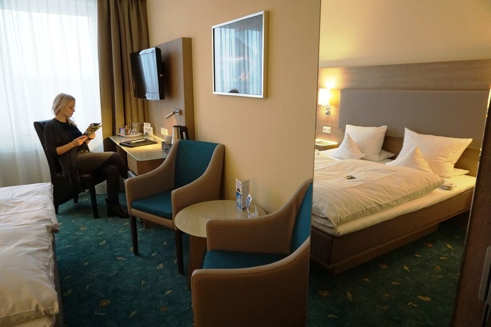 Hotel-Restaurant Vier Linden 슈타데 외부 사진