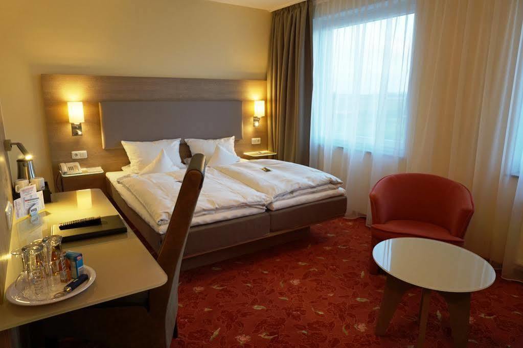 Hotel-Restaurant Vier Linden 슈타데 외부 사진