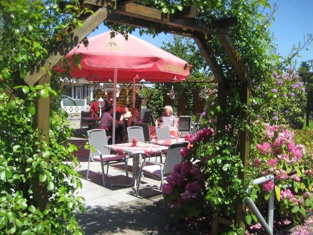 Hotel-Restaurant Vier Linden 슈타데 외부 사진